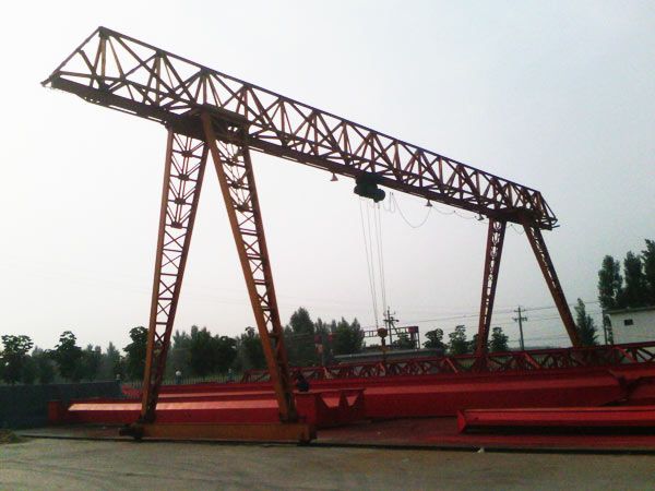 MHh型電動葫蘆門式起重機（花架型）